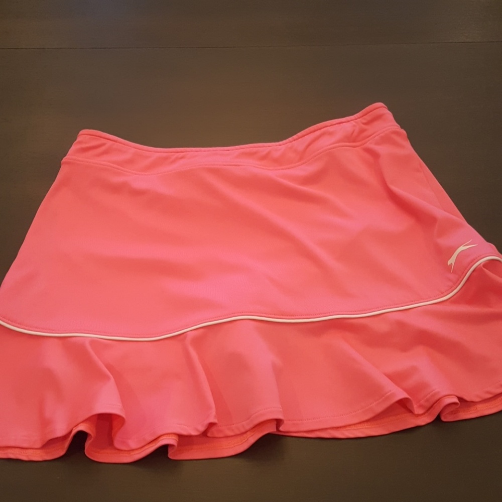 Girls golf skirt✅